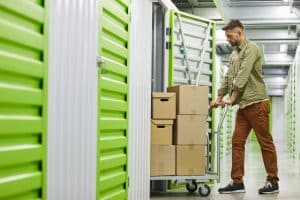 Pourquoi louer un box de stockage peut transformer votre quotidien